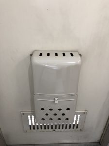 ドアポスト